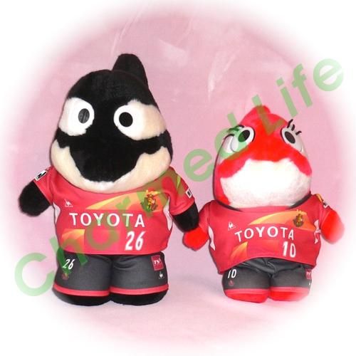 グランパスくん＆グララちゃん 名古屋のサッカーチーム　ユニフォーム2013(1st)風 ぬいぐるみのオーダーメイドコスプレ服  衣装